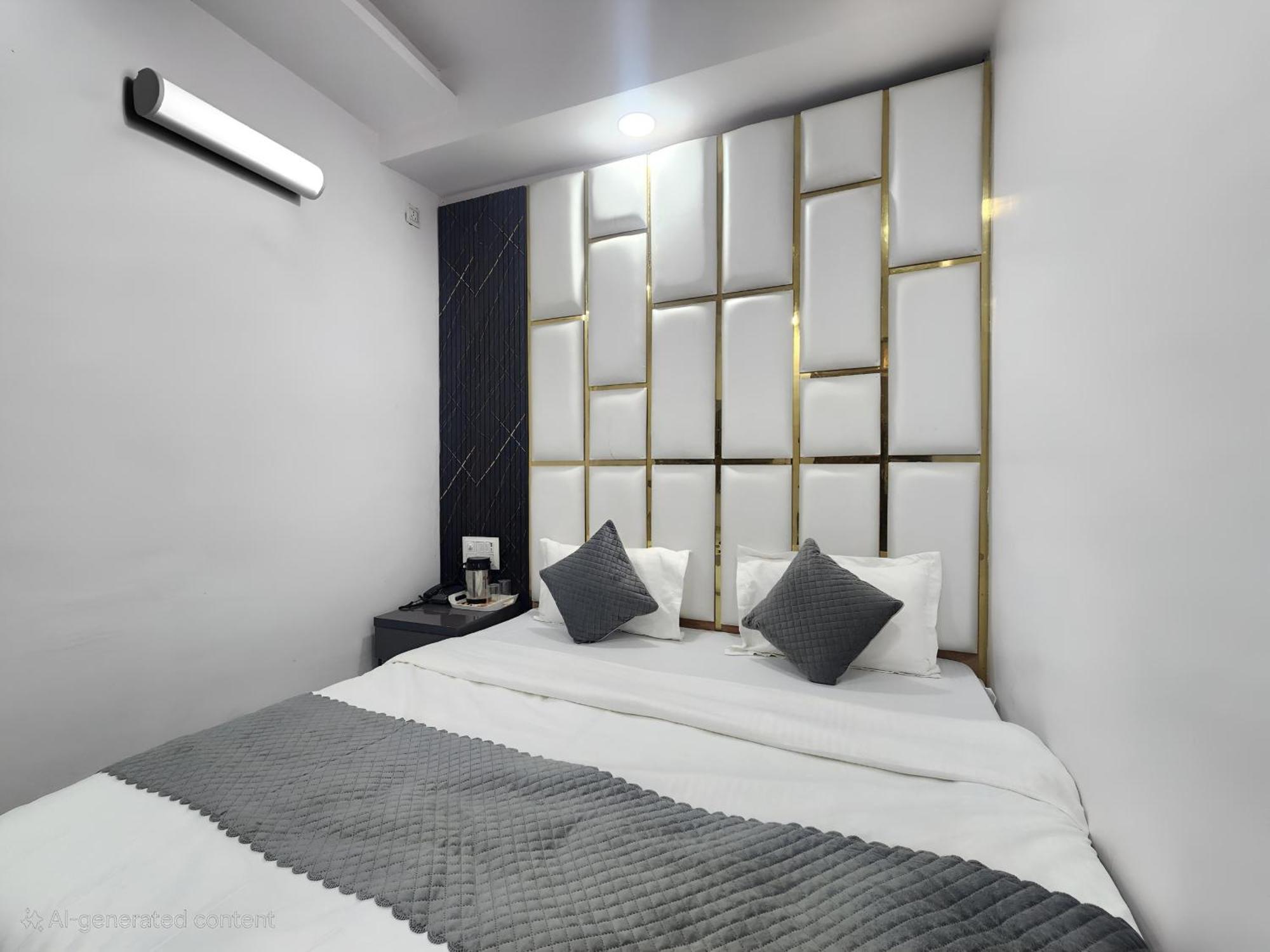 Hotel Yes Sir Dx New Delhi